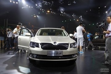 【五一特惠 上海大众斯柯达速派优惠4万送礼包