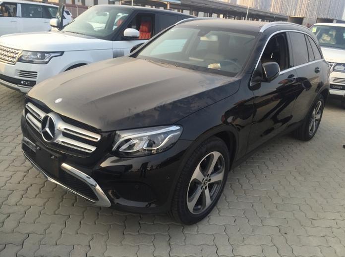 18款奔驰glc300港口最新行情 优惠多多