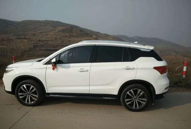 广汽传祺gs4全系优惠2万 买即送万元大礼包