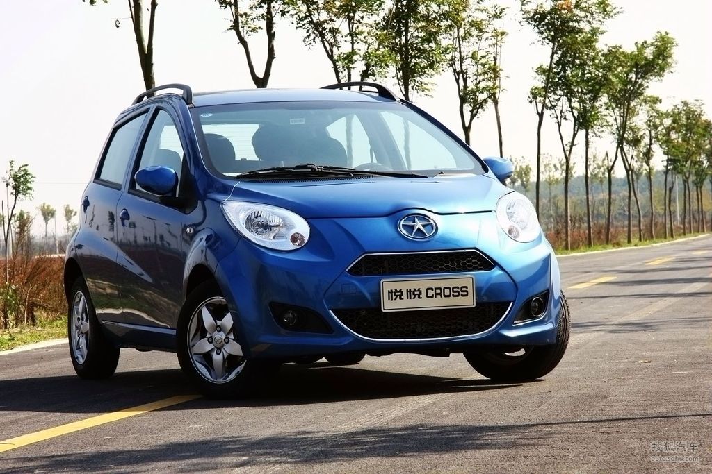 江淮悦悦cross优惠1.83万 置换补贴 送礼包